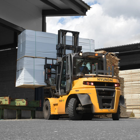 Chariot élévateur Hyundai 80D 9 chez Ziegler