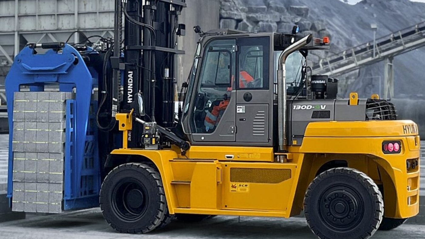 Hyundai 120D-9V kopen — diesel heftruck 12.000 kg