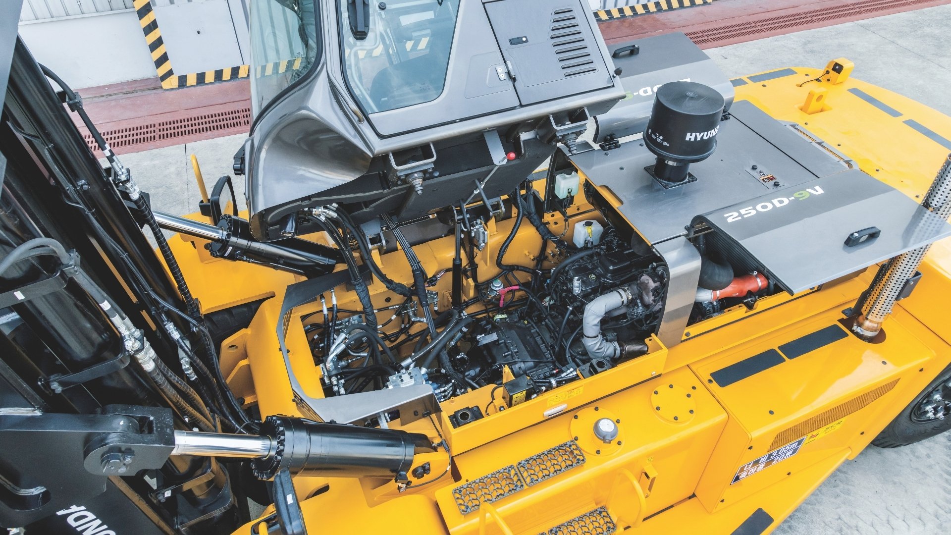 250D-9V Attributo 4